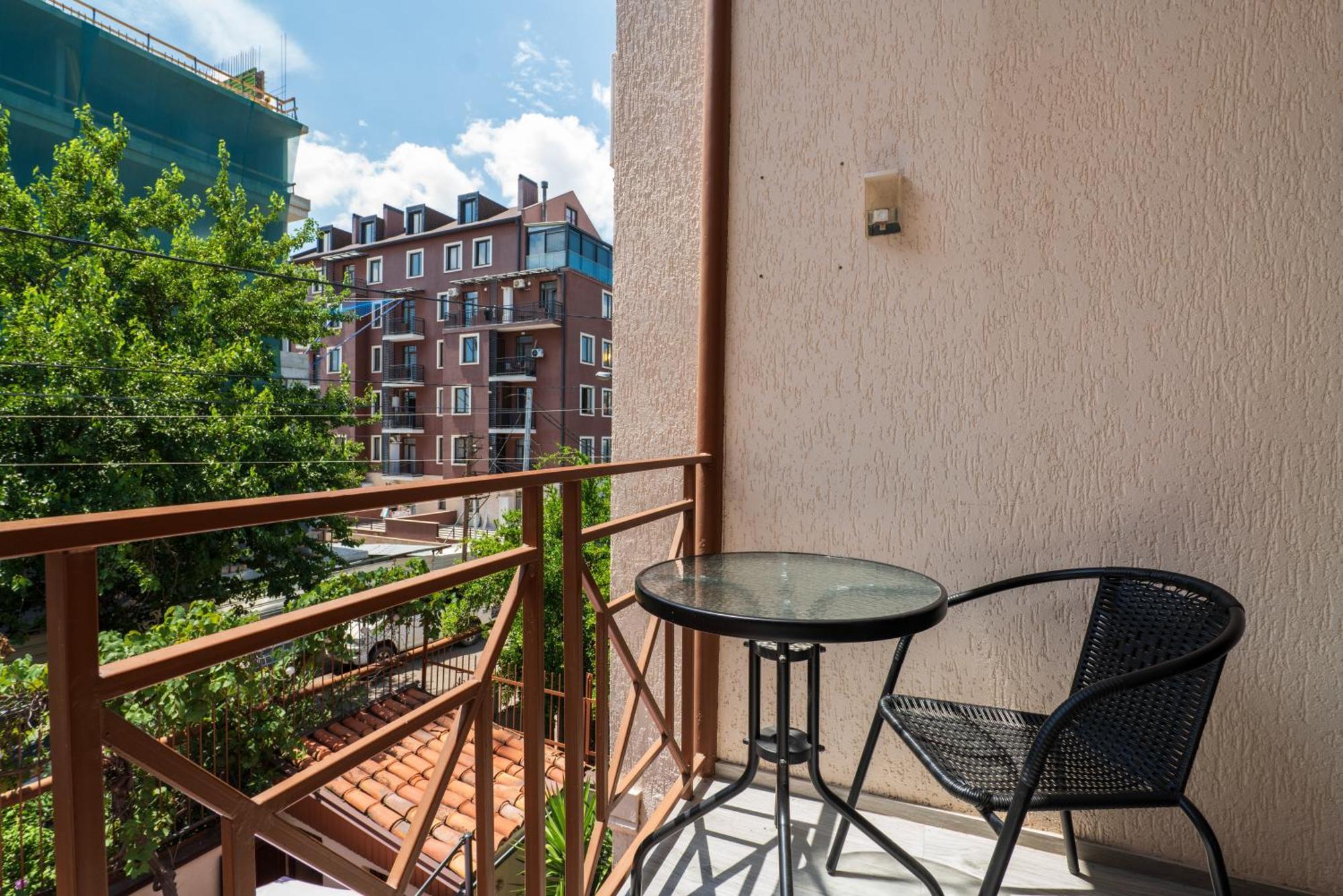 Hotel A&K Tiflis Exterior foto