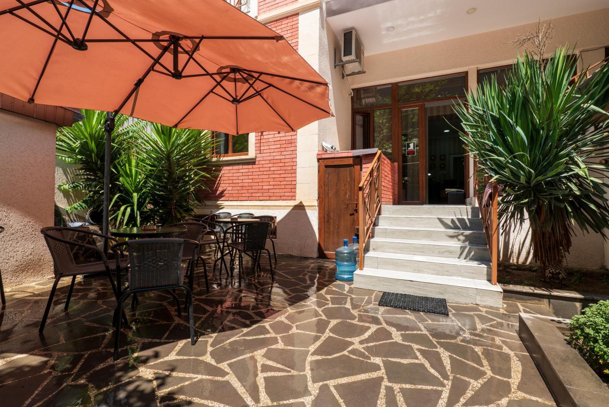 Hotel A&K Tiflis Exterior foto